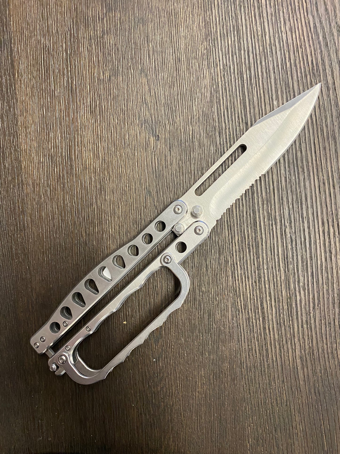 Butterfly Knife with Knuckles